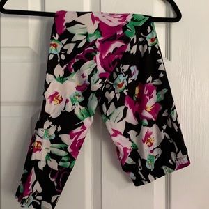 Agnes & Dora Leggings size Large